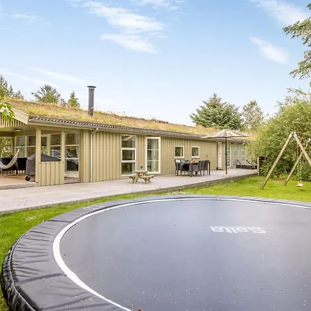 Yngve - 1-2km From The Sea By Interhome Feriehus