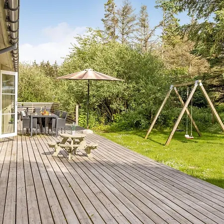 Yngve - 1-2km From The Sea By Interhome Feriehus