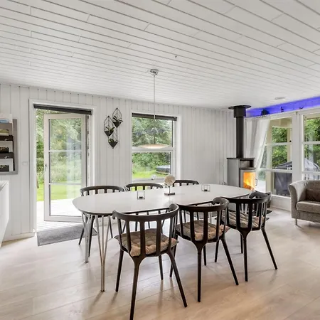 Yngve - 1-2km From The Sea By Interhome *