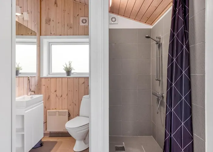 Сasa de vacaciones Yngve - 1-2km From The Sea By Interhome *