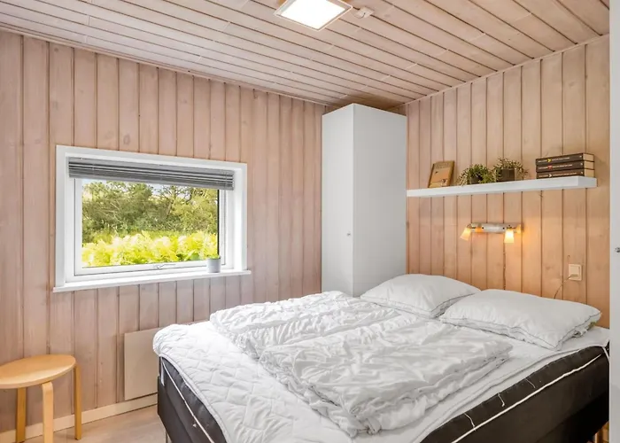 Сasa de vacaciones Yngve - 1-2km From The Sea By Interhome *