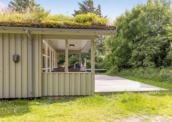 Yngve - 1-2km From The Sea By Interhome